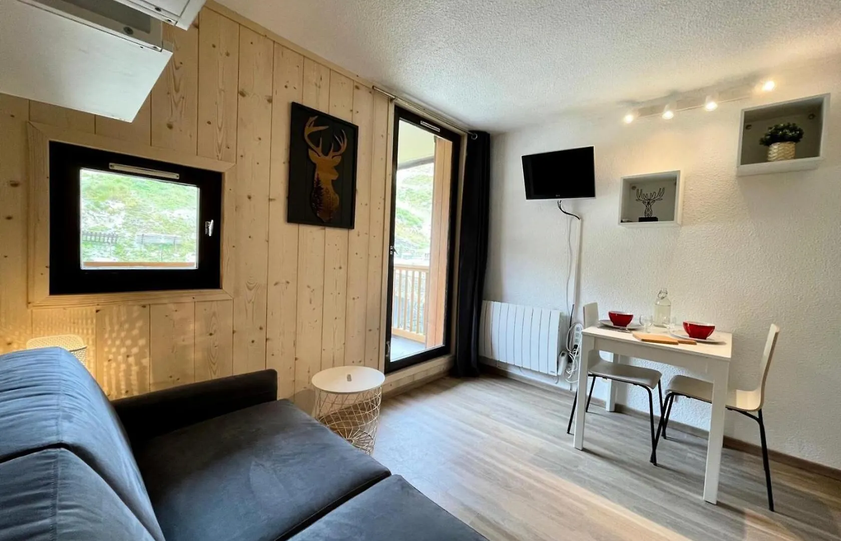Residence Roche Blanche - Val Thorens Location: Studio Renove Pour Deux Personnes Mae-9121
